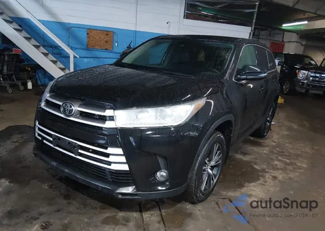 2019 Toyota Highlander Le z USA, uszkodzony, nr VIN 5TDBZRFH7KS918005